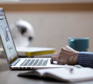 Мошенники активизировали продажу поддельных документов о вакцинации