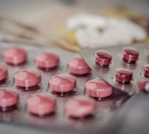 Мишустин дал распоряжение упростить ввод высокотехнологичных лекарств на рынок России