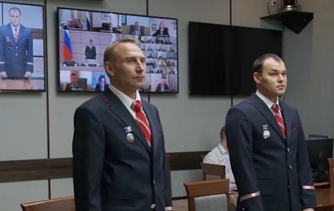 Машинистов поезда, сошедшего с рельсов под Лунино, наградили за спасение пассажиров