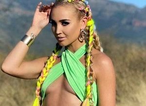 Ольга Бузова оголила грудь и вызвала споры в соцсети