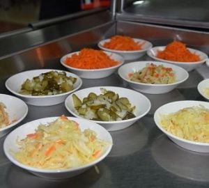 Школьные обеды и завтраки подорожают со следующего года
