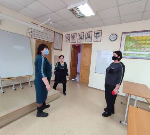 Ольга Чистякова помогла пензенской школе с ремонтом кабинета химии