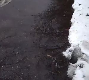 В Пензе из-за коммунальной аварии затапливает дом жителя Ново-Тамбовской улицы