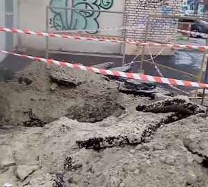 Во дворе у пензенцев появился «горячий источник»