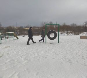 В Кузнецке организовали площадку для выгула собак