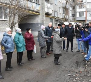Владимир Мутовкин проверил, как в Пензе восстанавливают благоустройство после ремонта сетей