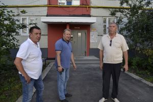 Руководство «Надежды-6» поблагодарили за капремонт дома