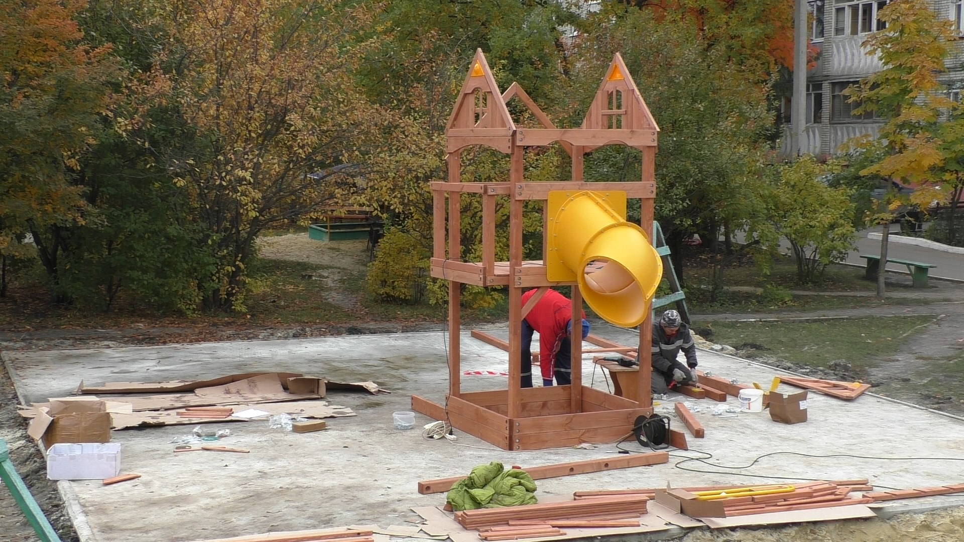 В Кузнецке не установили и половины детских площадок