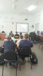 Школьники Кузнецкого района приняли участие в открытом уроке по разработке игр