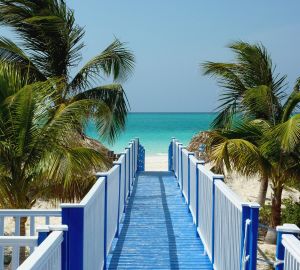 Российским туристам рассказали новые правила въезда на Кубу