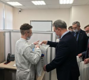 Валерий Лидин оценил работу сотрудников медицинских колл-центров