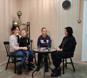 Семья с особенными детьми поблагодарила Ольгу Чистякову за лечение в санатории