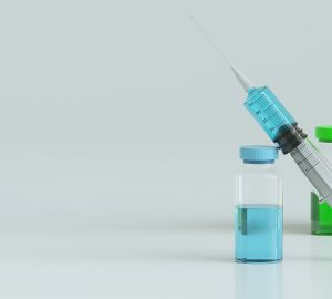 Пензенцам рассказали, можно ли получить медотвод от прививки в частной кллинике