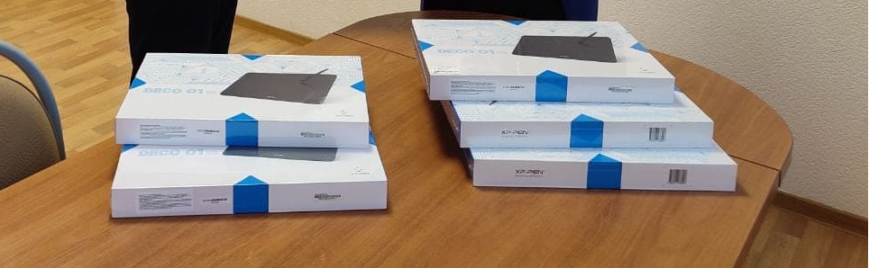 Ольга Чистякова передала пензенской школе планшетные компьютеры