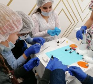 Ольга Чистякова организовала  профориентационную экскурсию для школьников