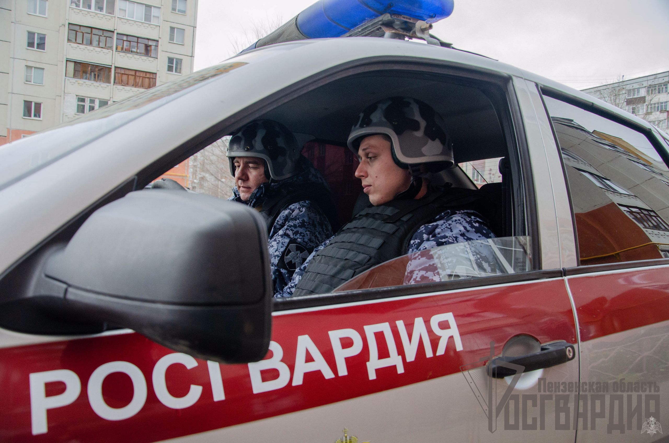 Находящегося в розыске гражданина выдал запах алкоголя