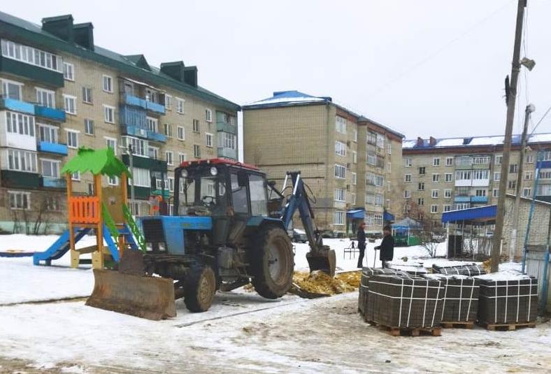 В Городищенском районе строят новую спортплощадку