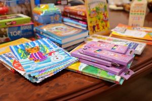 Ольга Чистякова передала подарки для юных пациентов онкодиспансера