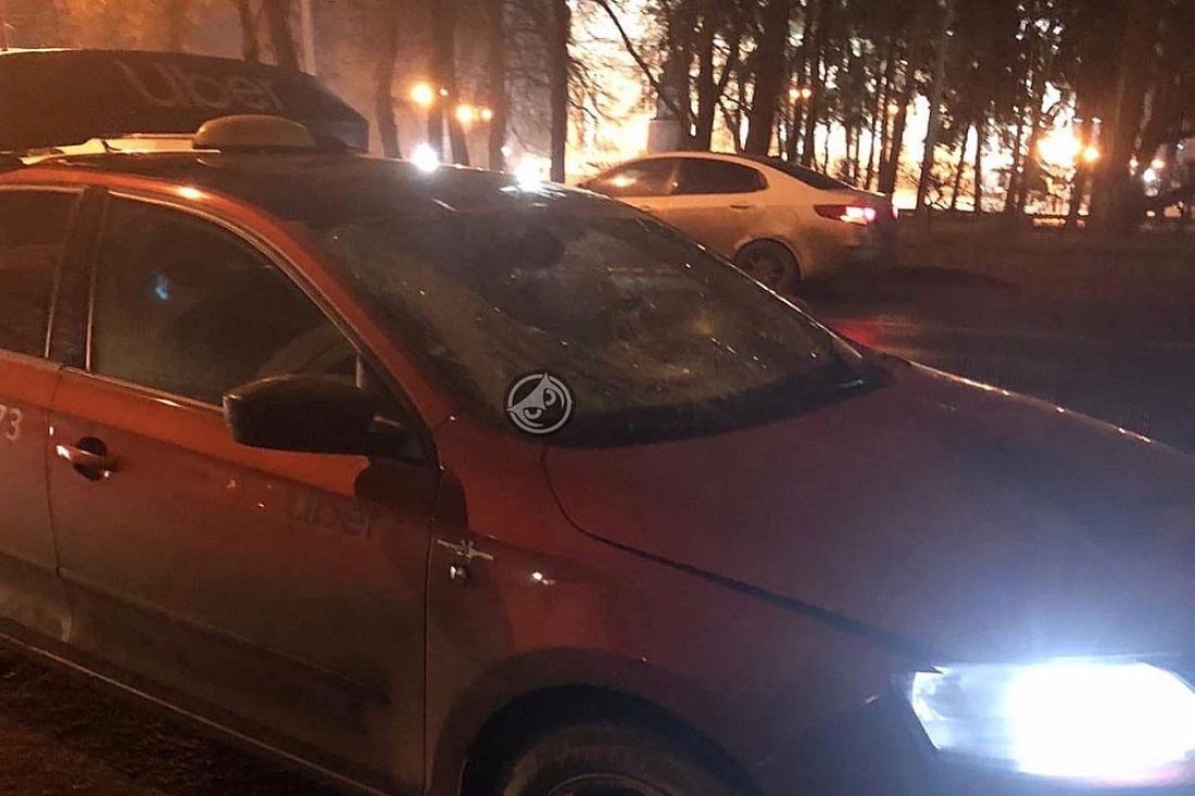 В Пензе легковушка сбила человека