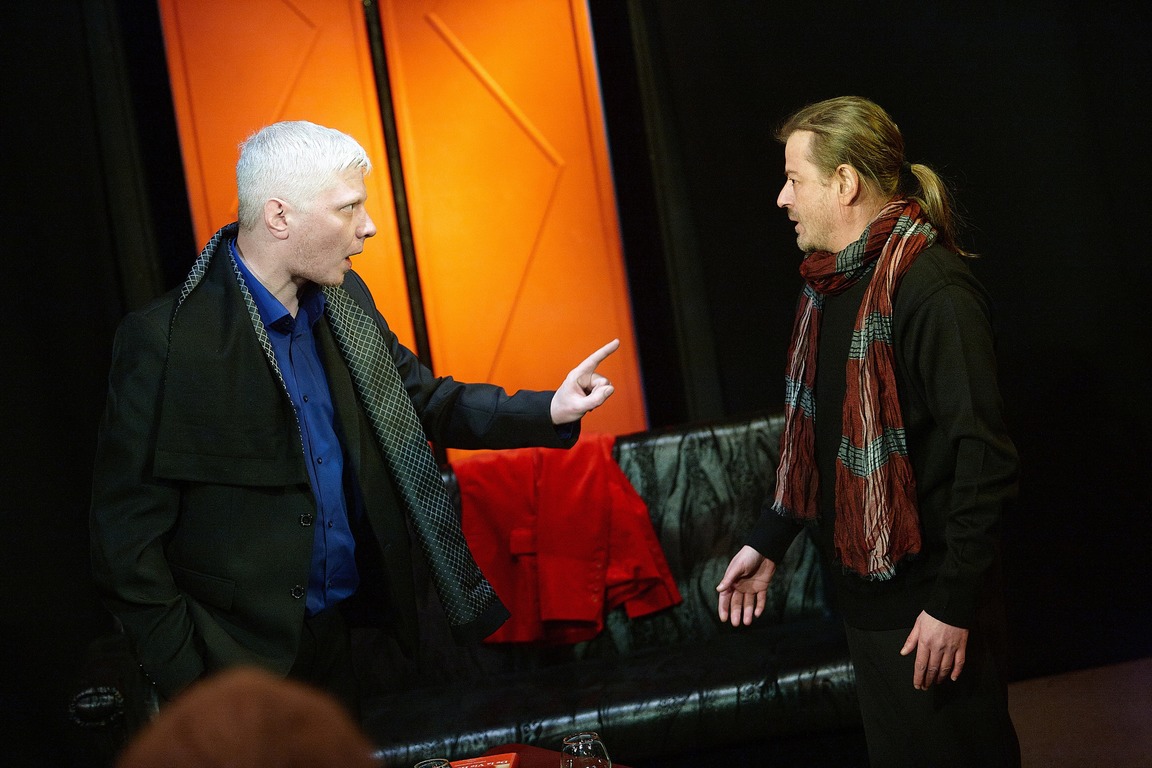 Знаменитый театр Доктора Дапертутто представил новый спектакль "Арт"