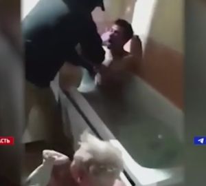 В Пензенской области наркоторговца задержали во время купания с мужчиной