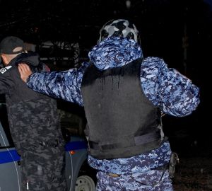 Пензенских братьев задержали росгвардейцы из-за домашней ссоры