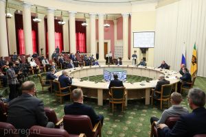 Мельниченко поручил усилить работу по гражданской защите населения