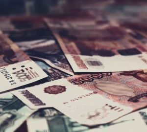 ЦБ РФ понизил цену на металл