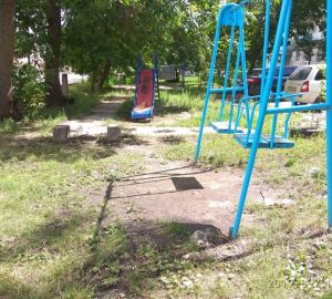 Стало известно, снимут ли ограничения на работу детских площадок