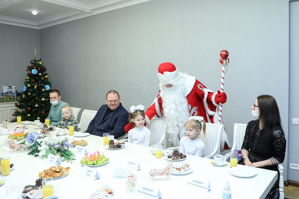 Олег Мельниченко исполнил желания пяти детей