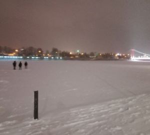 В Пензе подростки на Суре «проверяли» лед на прочность