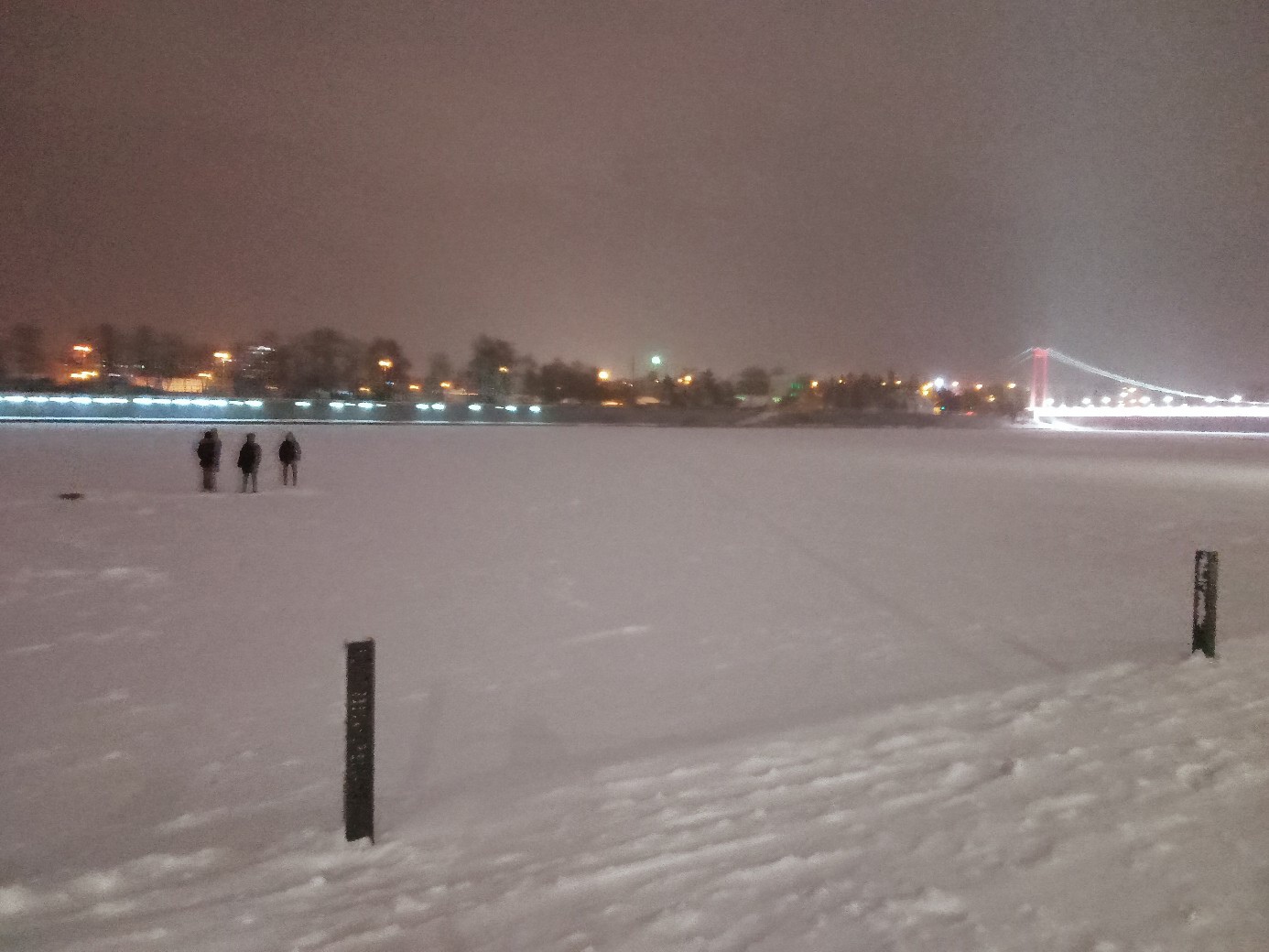 В Пензе подростки на Суре «проверяли» лед на прочность