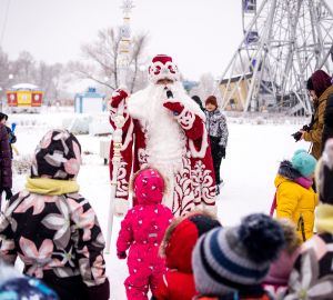 В Спутнике открыли сезон зимних мероприятий