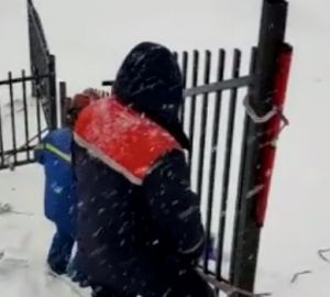 В Засечном застройщик преградил доступ к Суре для местных жителей