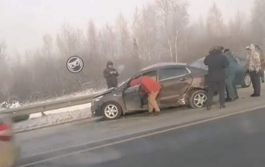 В районе Городища столкнулись 4 машины, есть погибшие