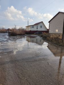 Жители Терновки пожаловались на потоп во дворе