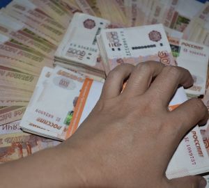 После поступка Федотова в Госдуме предложили проверять чиновников на устойчивость ко взяткам