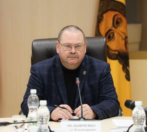 Мельниченко поручил продолжать антикоррупционную работу