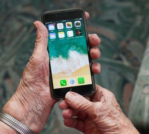 Пенсионерка отдала 130 000 рублей лжесыну, попавшему в аварию