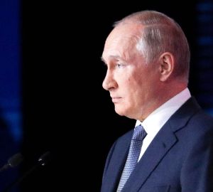 Путин официально расширил полномочия полицейских