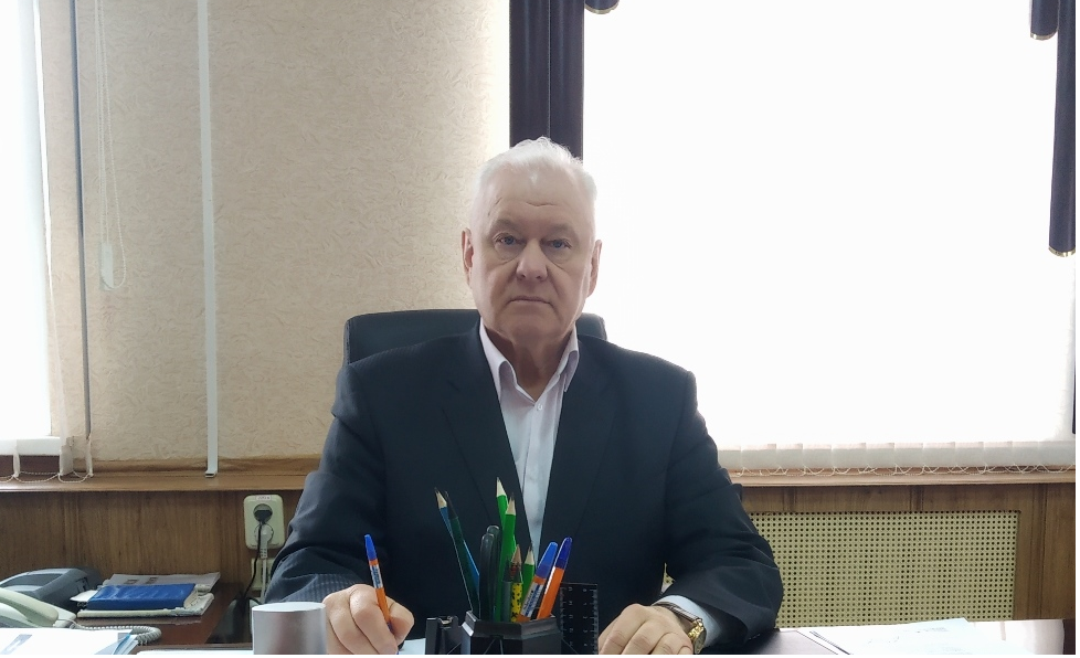 Провал строительства больницы: Владимиру Едалову рассказали, как поступать с недобросовестными подрядчиками