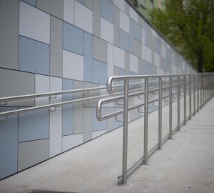 В Пензе аптеку через суд заставили установить пандус