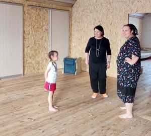 Ольга Чистякова помогла семье с 9 детьми сделать ремонт в доме