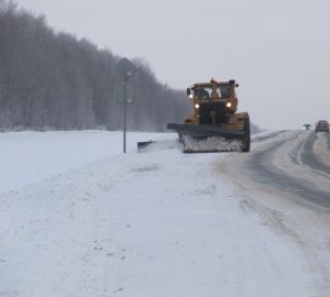 В Пензенской области очисткой дорог от снега занимаются 250 спецмашин