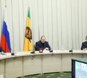 Мельниченко поручил организовать работу по реализации гаражной амнистии