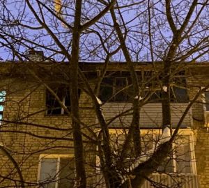 Олег Мельниченко распорядился создать эвакуационный пункт для жильцов дома, где рванул газ