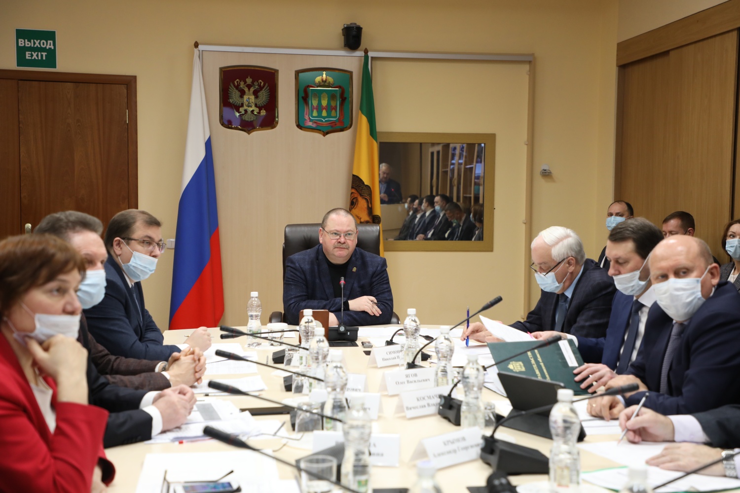 Мельниченко поручил не затягивать начало ремонта дорог