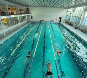 В Пензе после слухов о задержании «потеряли» директора бассейна «Дельфин»