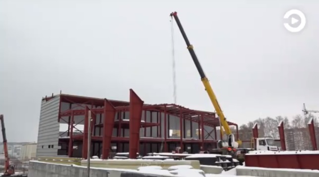 Олег Ягов рассказал о строительстве ледового дворца