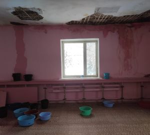 В Кузнецке детей планируют водить в сад с дырявой крышей до конца года